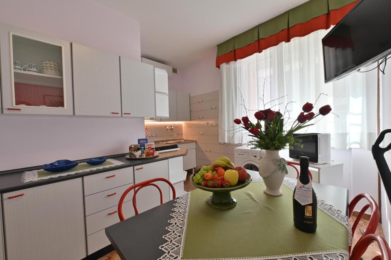 Residence Mariavittoria Lido di Jesolo Eksteriør billede