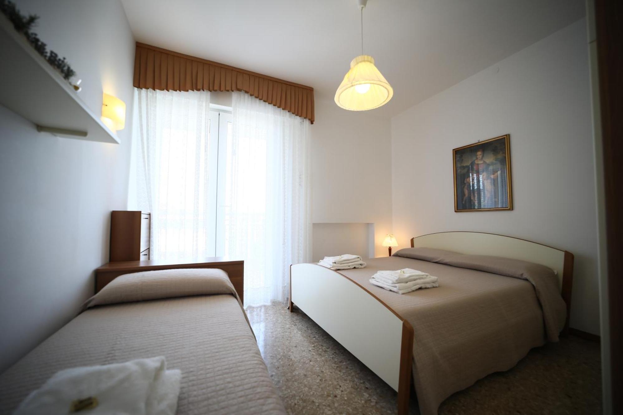 Residence Mariavittoria Lido di Jesolo Eksteriør billede
